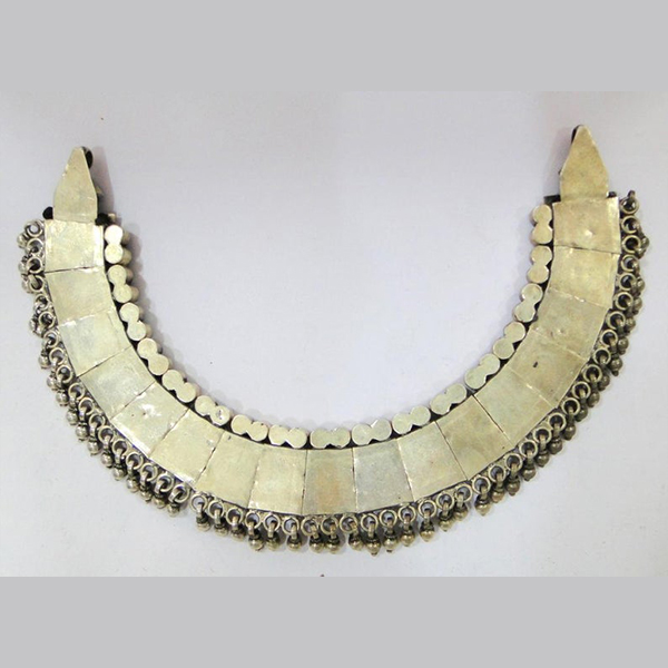 natural and artistic